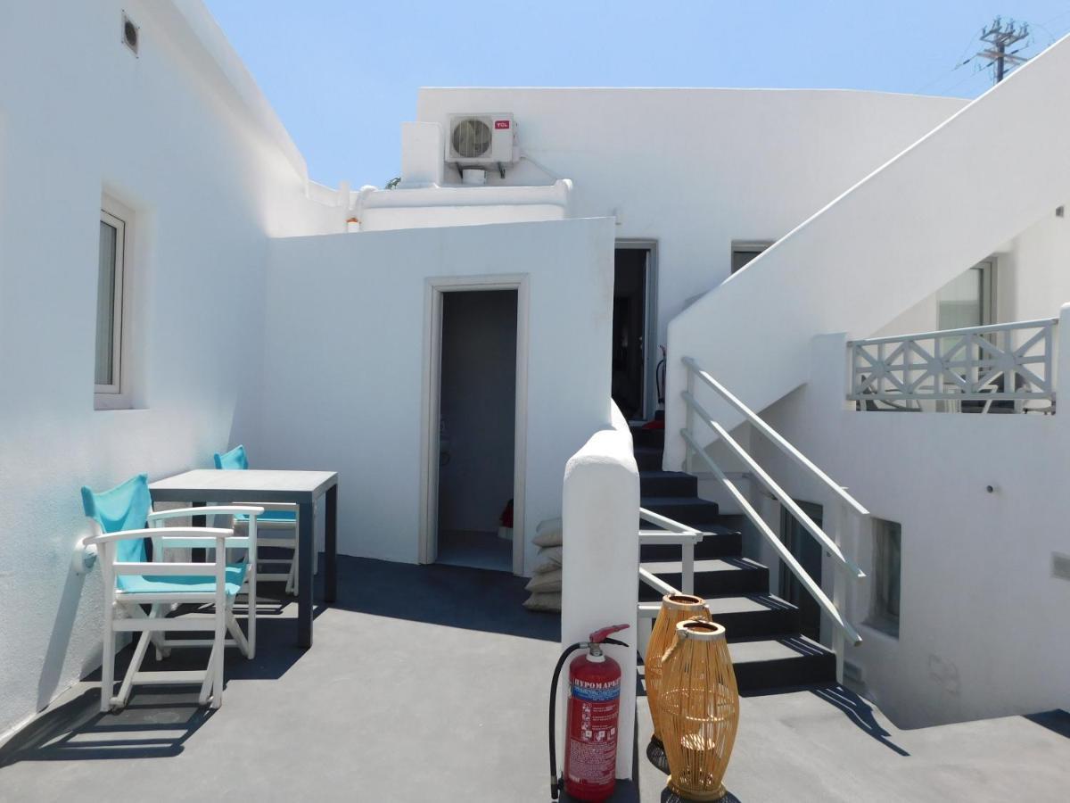 Fira Getaway - Economy Basement Rooms Exterior photo